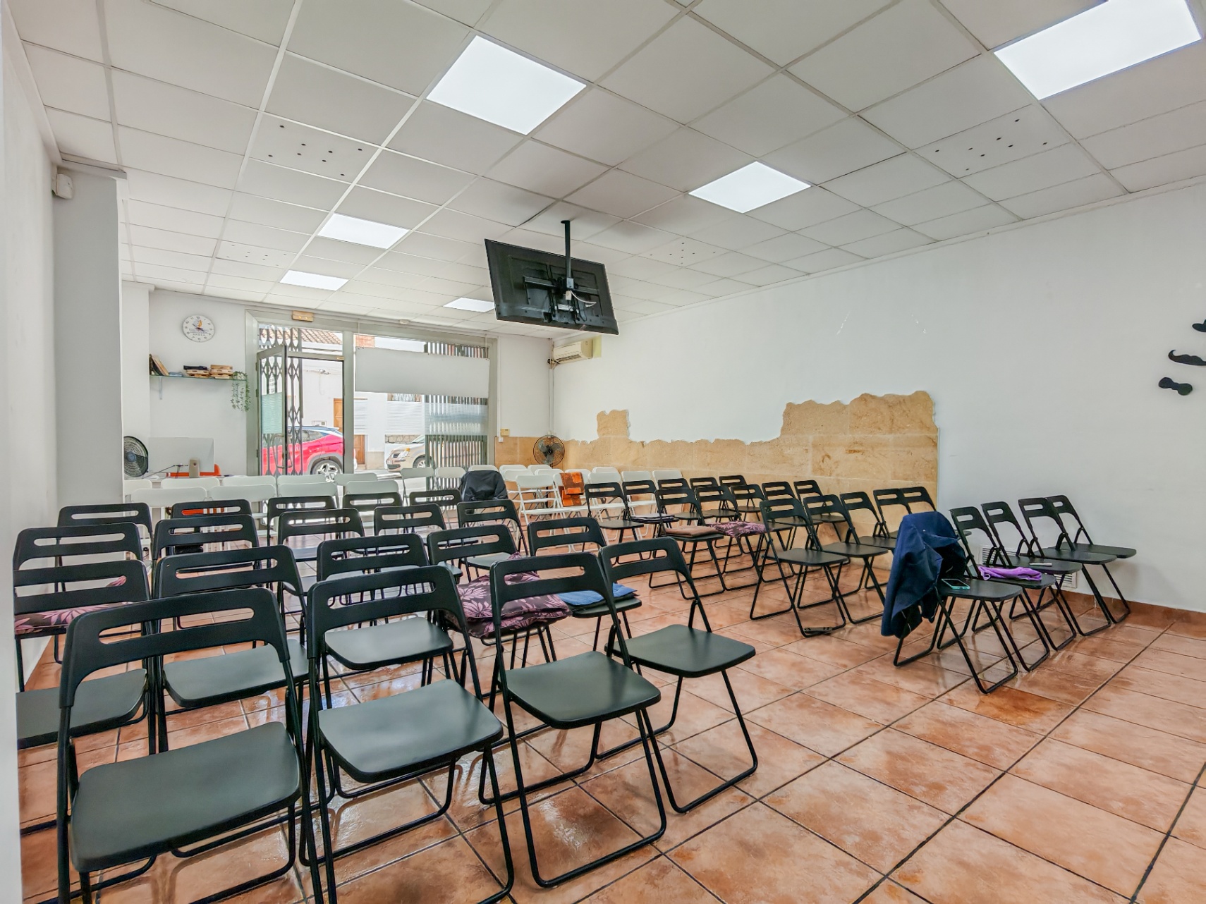 Local comercial con posibilidad de vivienda