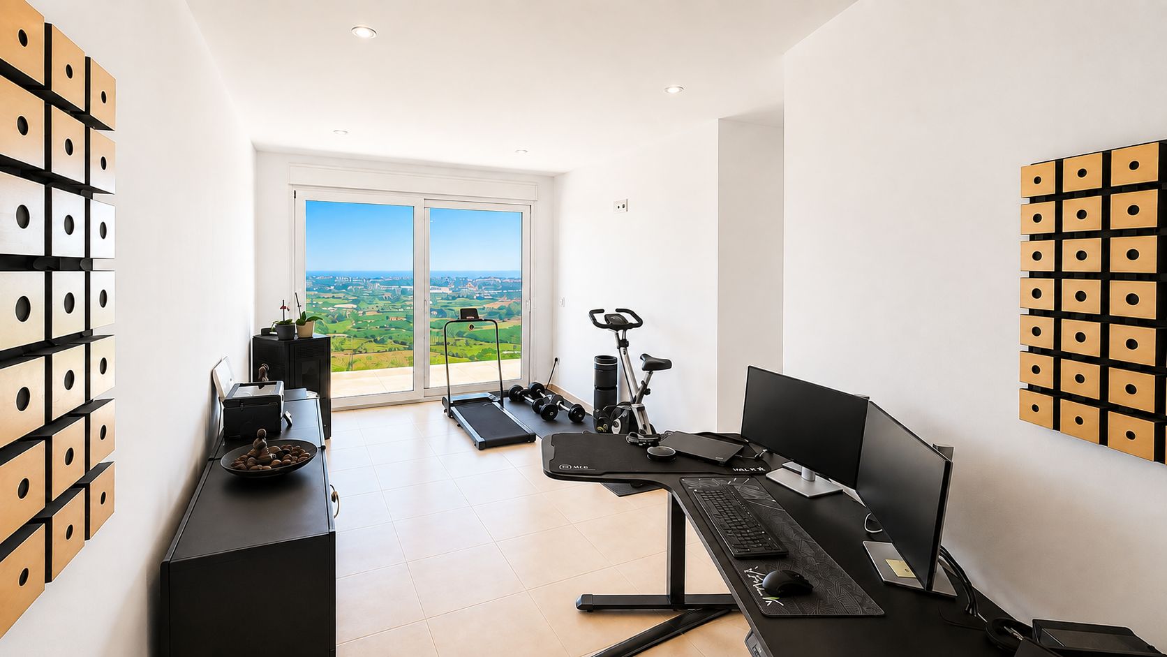 Villa à vendre entièrement rénovée avec des finitions de haute qualité et une vue panoramique sur la mer à Denia.