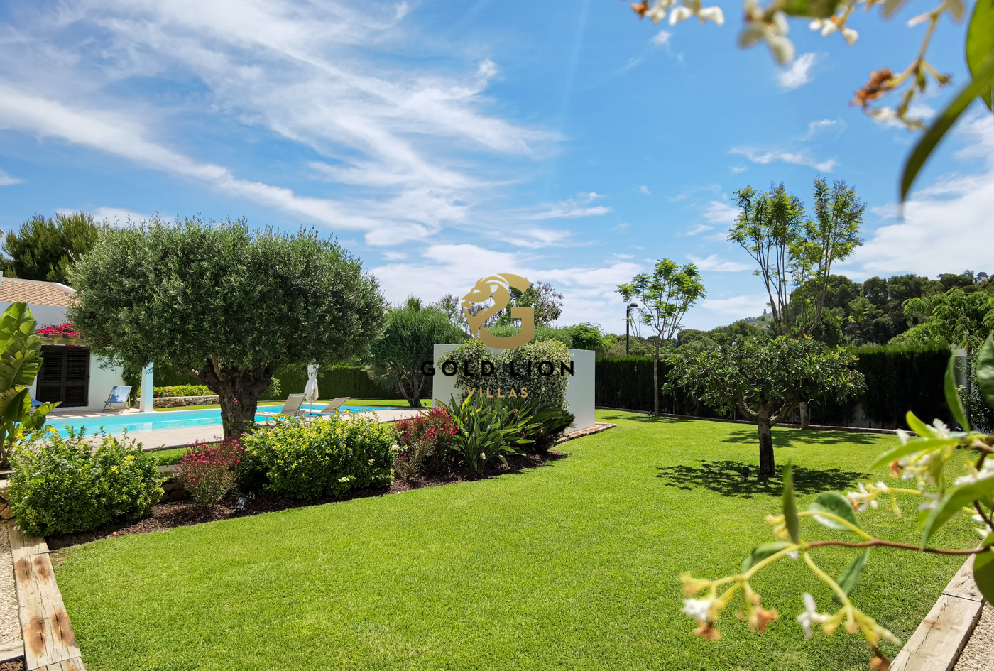 Ibizan Mediterranean luxury villa for sale in Las Rotas, Denia