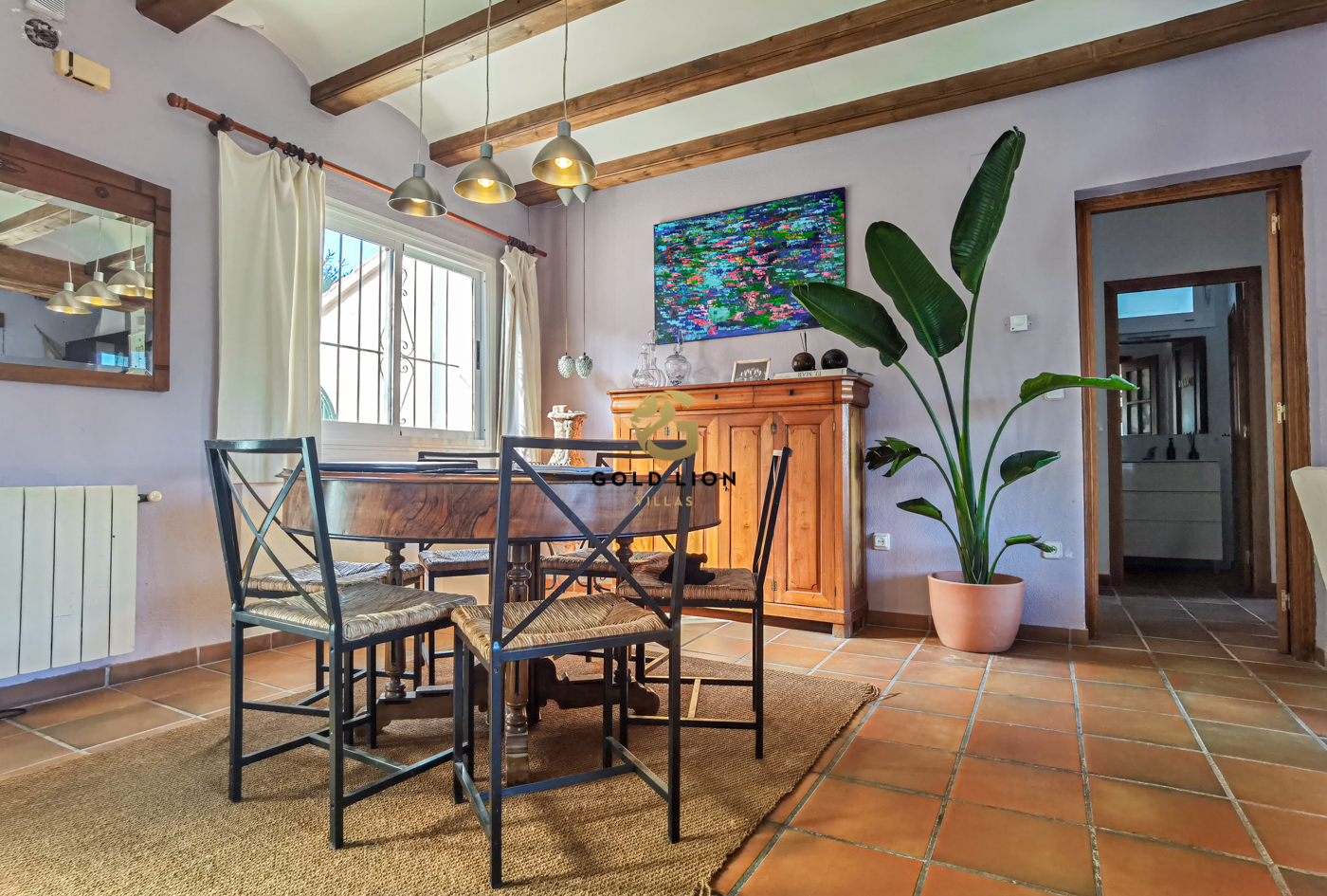 Villa à vendre dans la région de Playa Marineta Cassiana, Denia